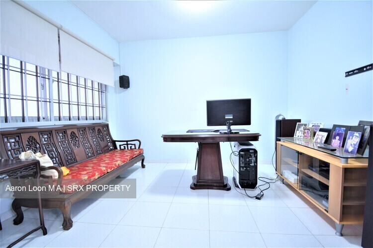 Blk 561 Pasir Ris Street 51 (Pasir Ris), HDB 5 Rooms #302300001